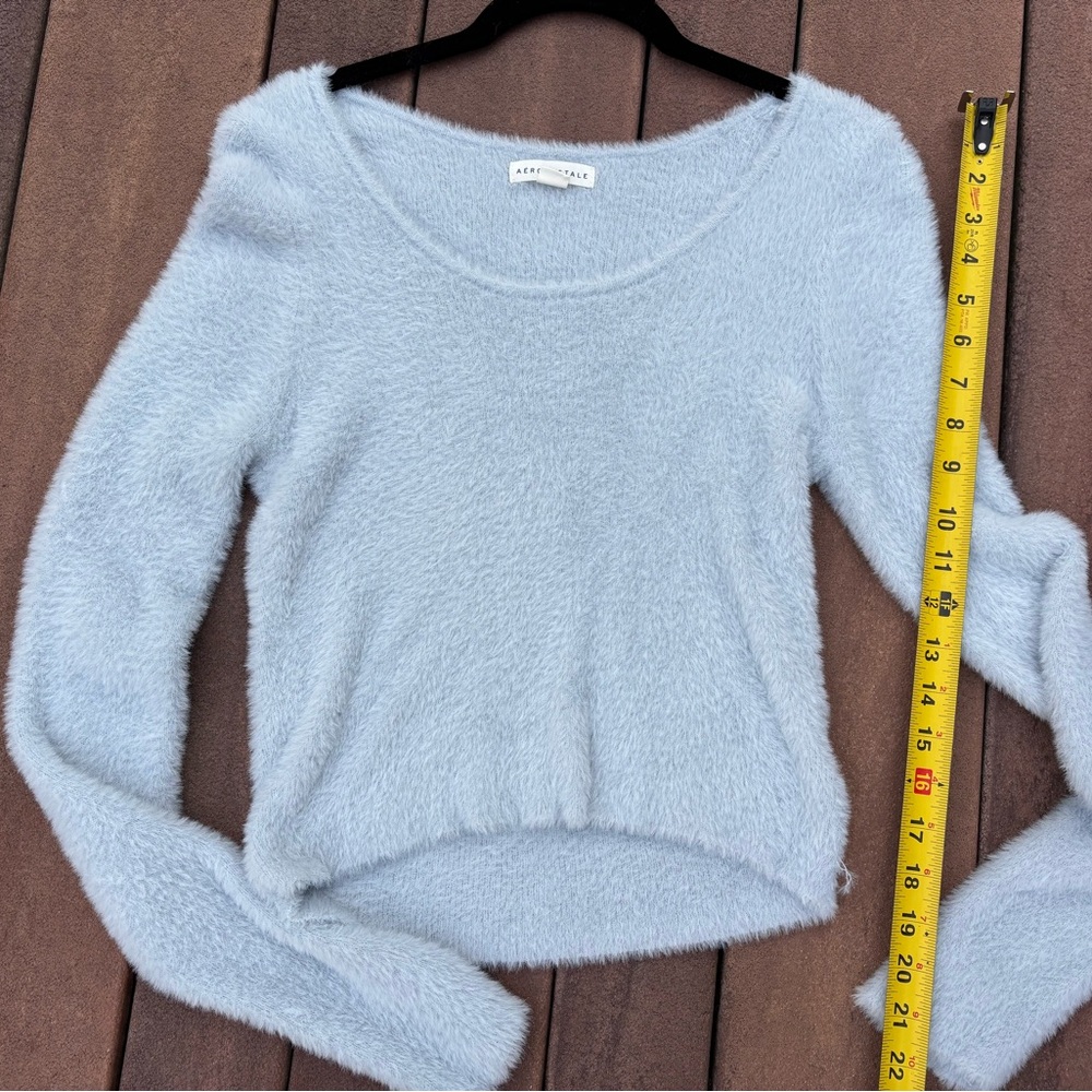 Aeropostale Light Gray super soft and stretchy crop Sweater -Sz Large